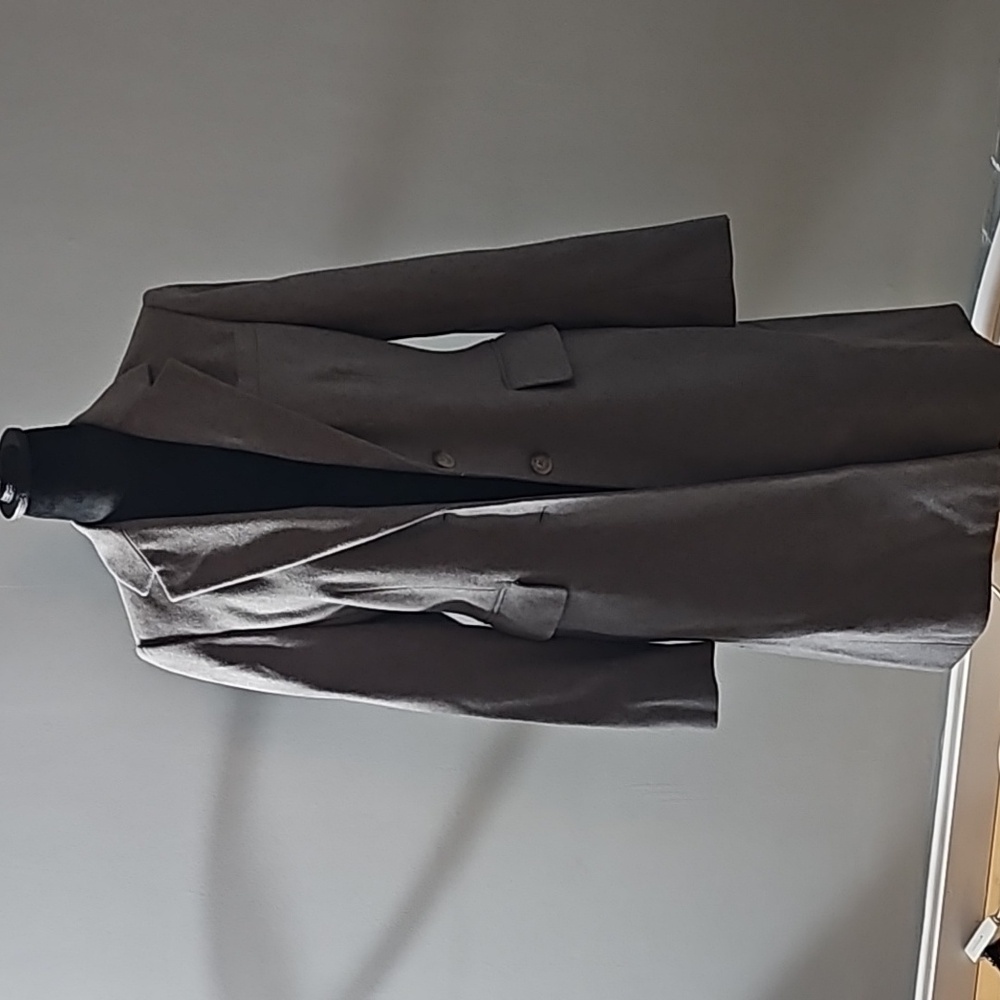 Banana Republic signature peacoat